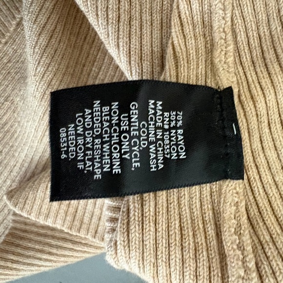 Worthington Beige Ribbed Knit Top 417 - Picture 8 of 8